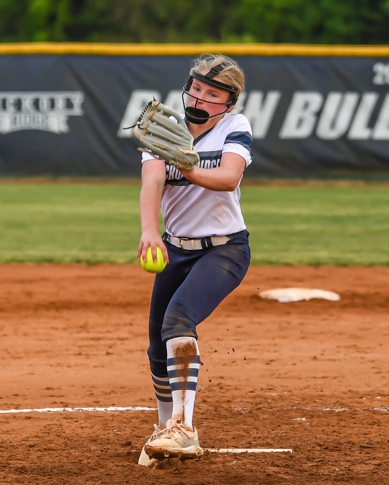 Hickory Ridge defeated South Mecklenburg 14-4 and advances to the second round.